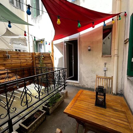 Escapade à Lourdes dans beau T2 avec terrasse - Proche Gare et Centre ville Exterior foto