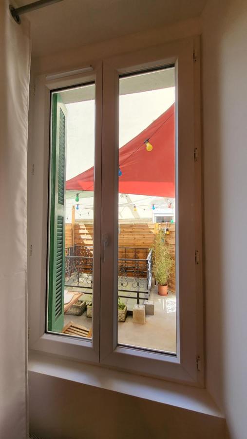 Escapade à Lourdes dans beau T2 avec terrasse - Proche Gare et Centre ville Exterior foto